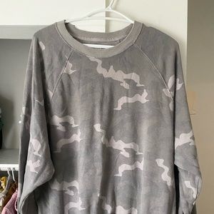 American Eagle “AHH-MAZINGLY soft” jogging fit oversized camo sweater